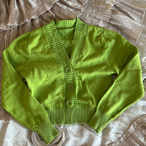 Yesstyle Green Cardigan - Picture 1 of 4
